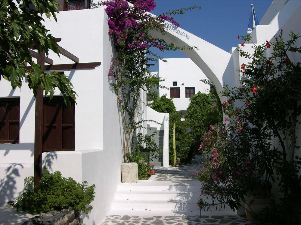 Santorini Reflexions Sea Aparthotel Kamari  Exterior photo