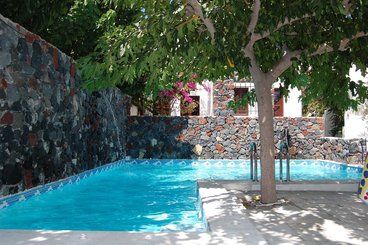 Santorini Reflexions Sea Aparthotel Kamari  Exterior photo