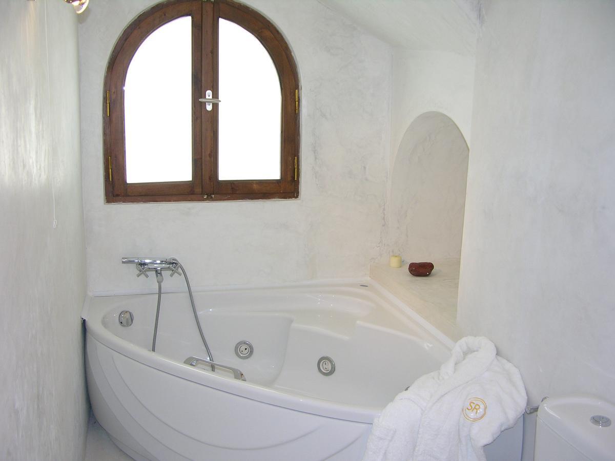 Santorini Reflexions Sea Aparthotel Kamari  Exterior photo