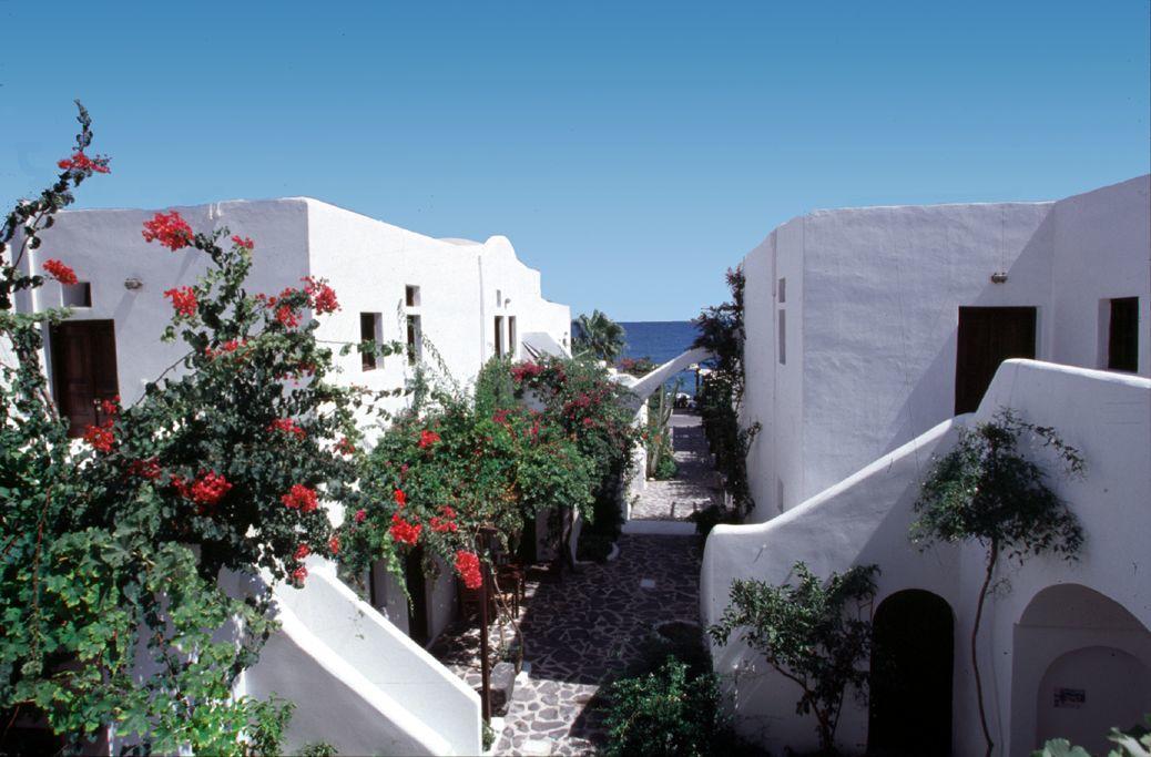 Santorini Reflexions Sea Aparthotel Kamari  Exterior photo